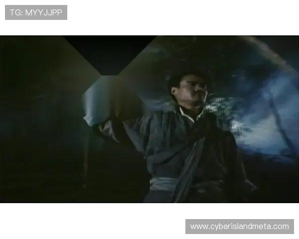 僵尸少年踏入人间引发奇异命运纠葛展开非凡成长传奇旅程